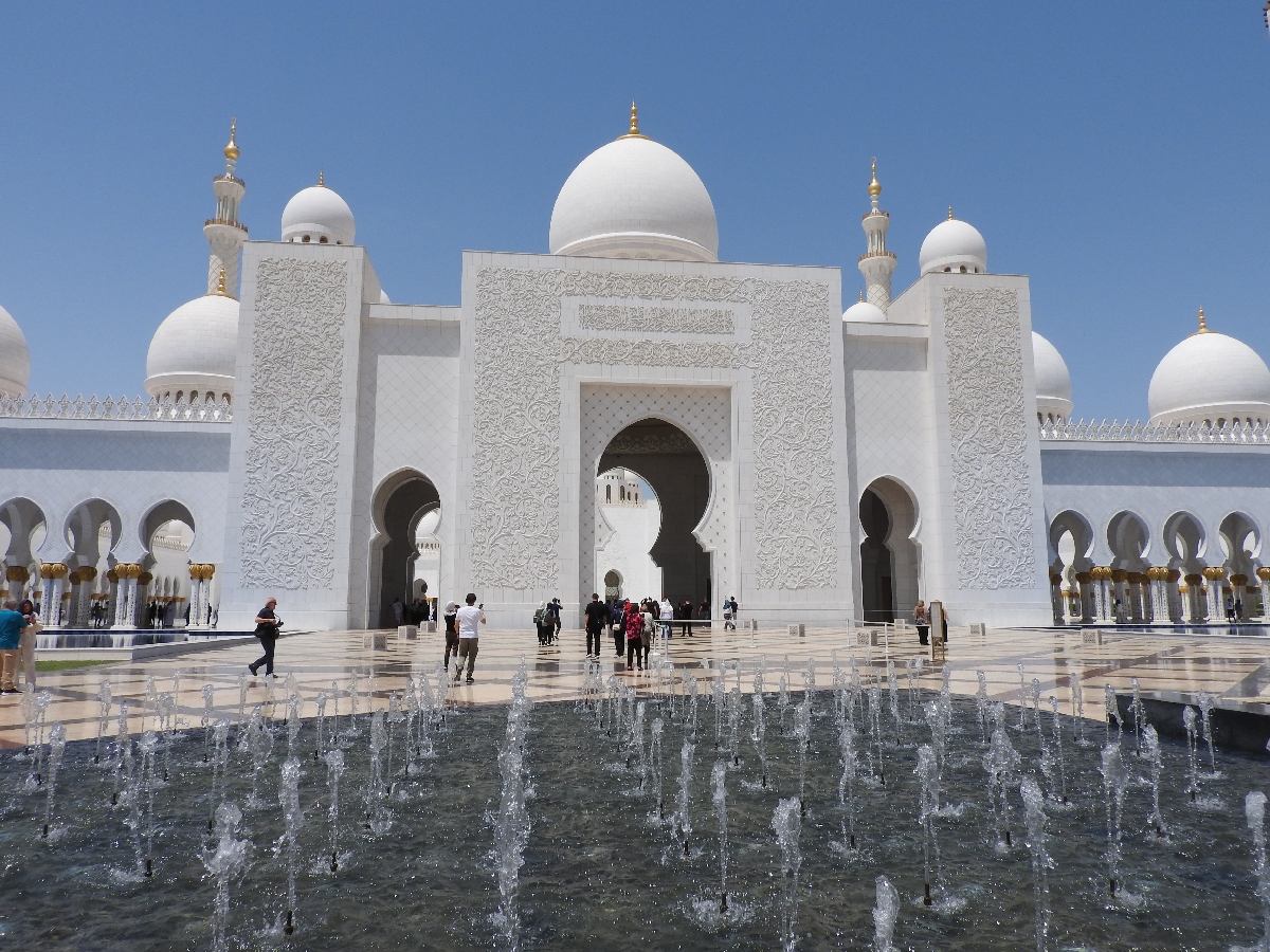 44 ABU DHABI Gran Moschea dello Sceicco Zayed